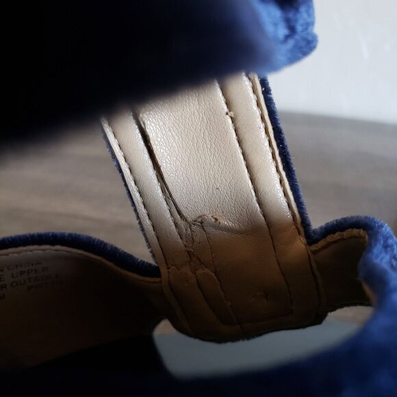 Michael Kors Berkley Velvet T-Strap Heels Admiral Blue Size Women's 10 Zippered - Picture 12 of 12